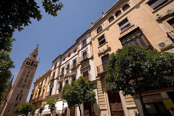 Cathedral Apartment Welcome Wheelchairs 6 Pax إشبيلية المظهر الخارجي الصورة